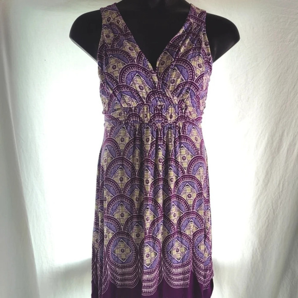 Elle Dresses & Skirts - Comfortable Elle Dress EUC 💜